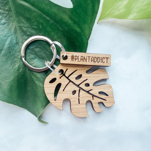 Plant Addict Monstera Leaf Oak Engraved Keyring